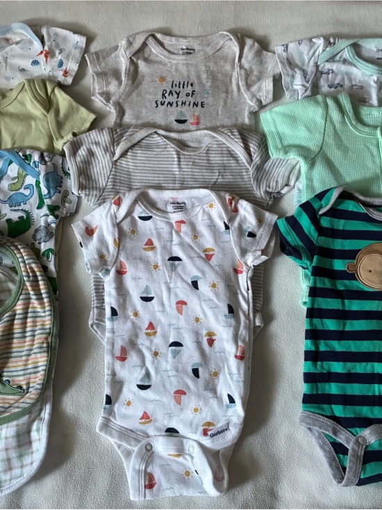 Gerber Other - 0-3 month boys clothing lot- Onesie with Sailboat and Sun Motif